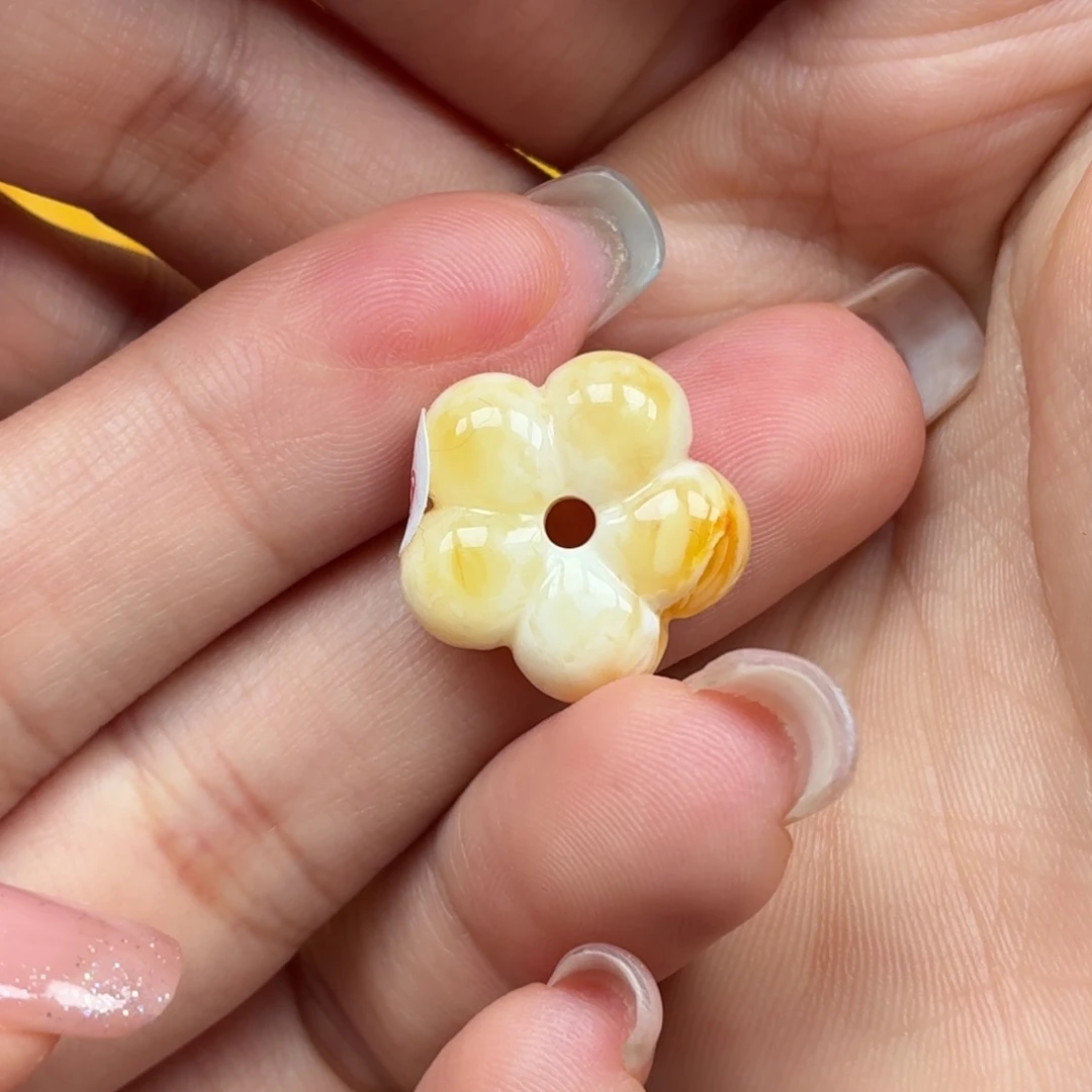 琥珀未镶嵌裸石蜜蜡