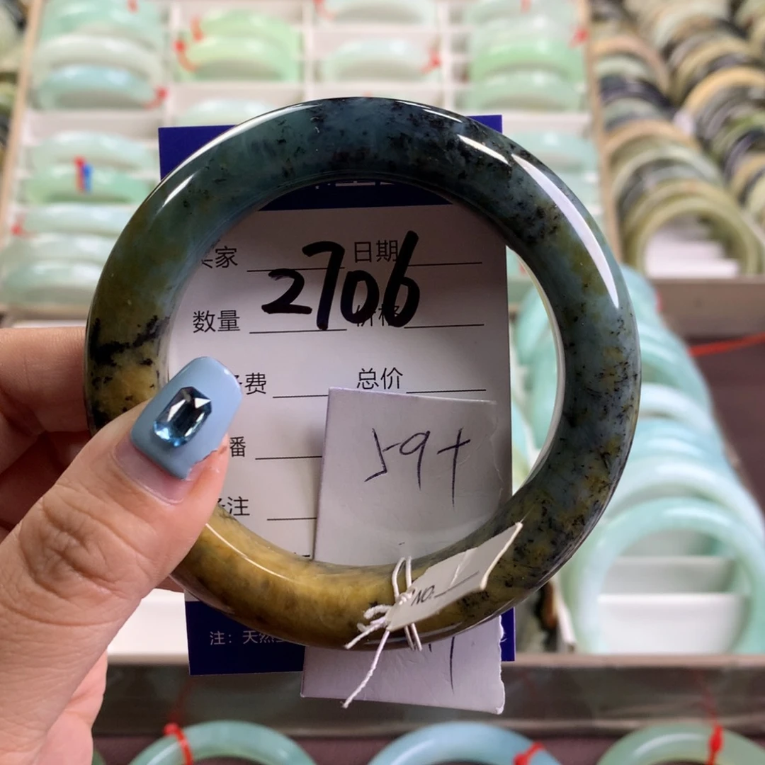 蛇纹石玉未镶嵌手镯2706