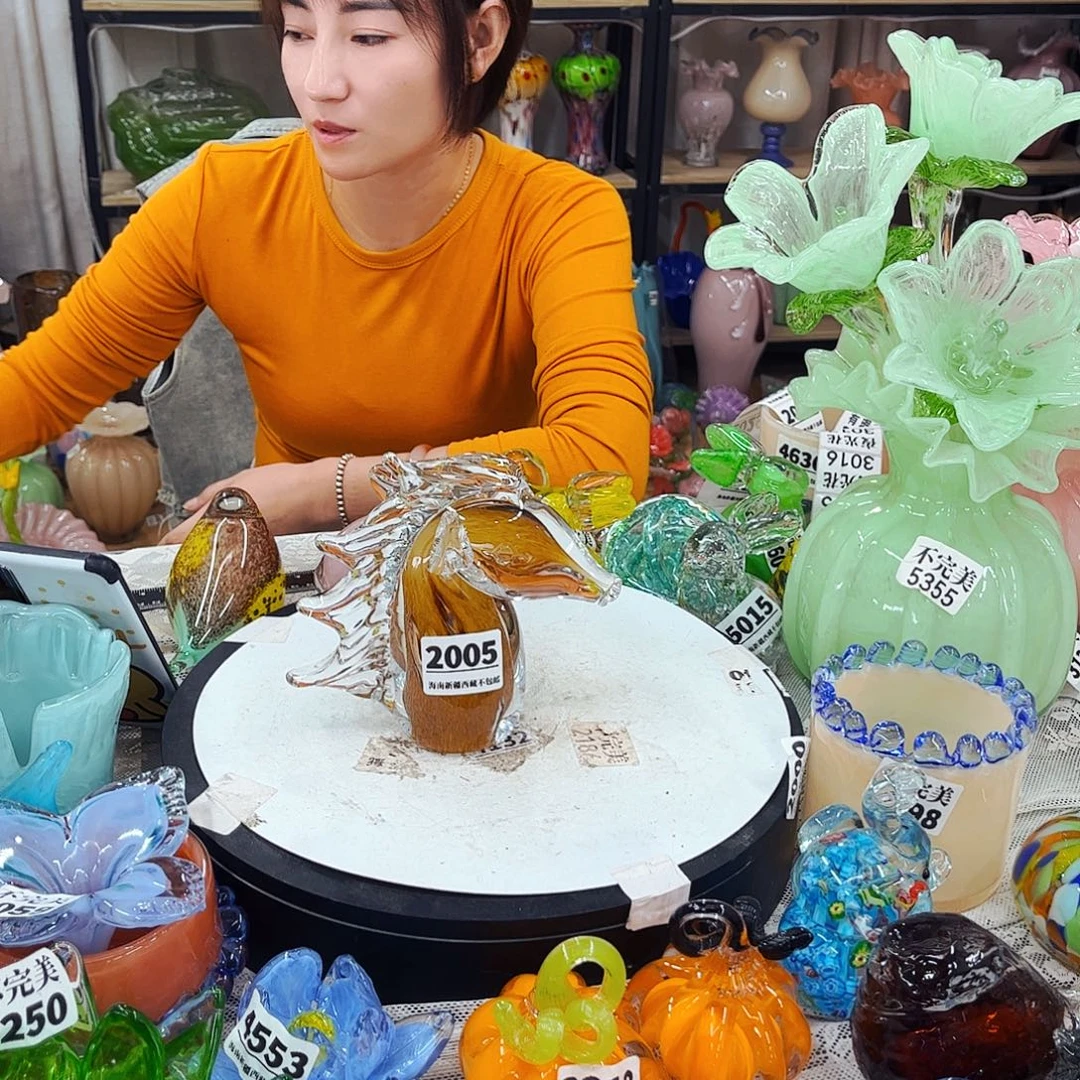 2005马 家悦琉璃工艺品