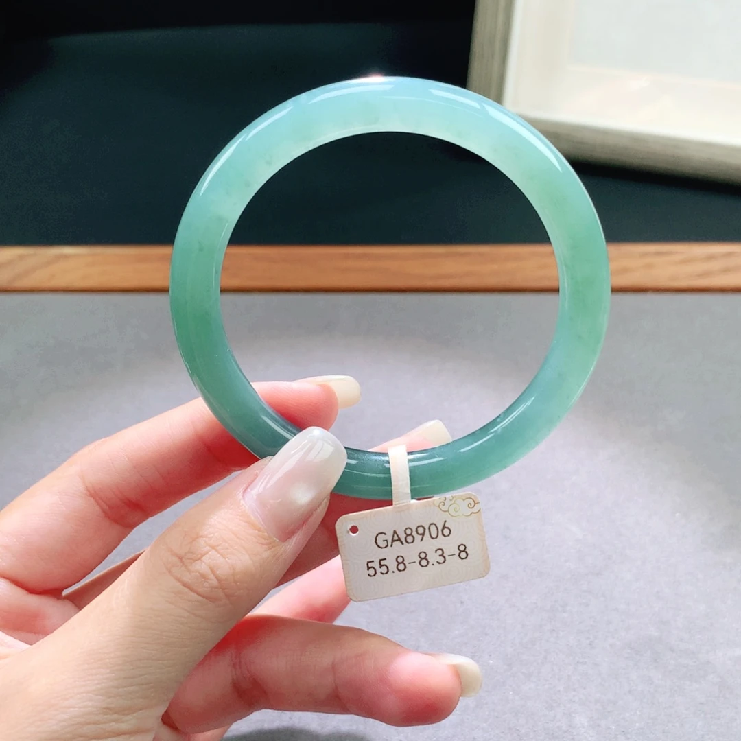 未镶嵌手镯翡翠天然