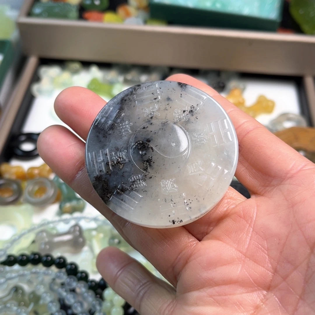 蛇纹石玉原石未镶嵌?****先