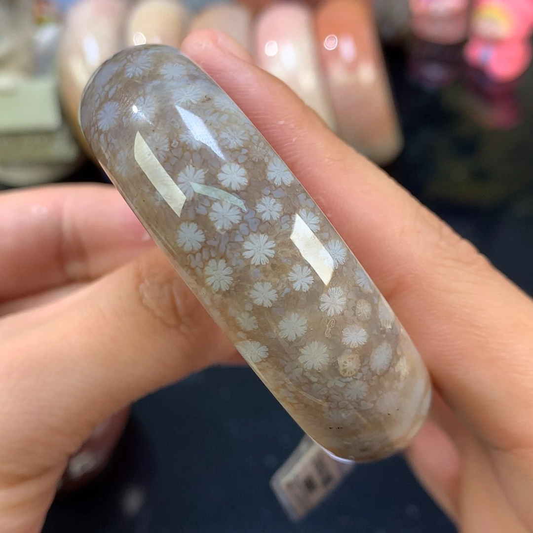 【闪购商品】颈饰未镶嵌硅化珊瑚（珊瑚玉）92号雏菊花花56圈