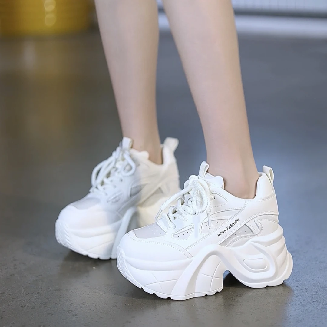 真皮厚底秋冬高系带时尚休闲鞋小白鞋百搭夏季厚底女鞋