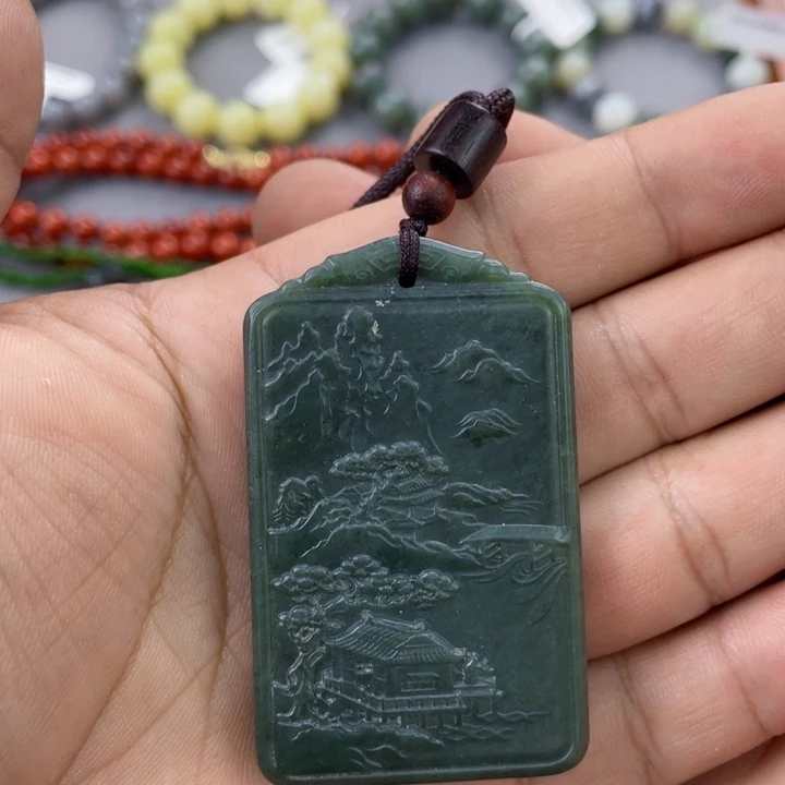 颈饰未镶嵌和田玉