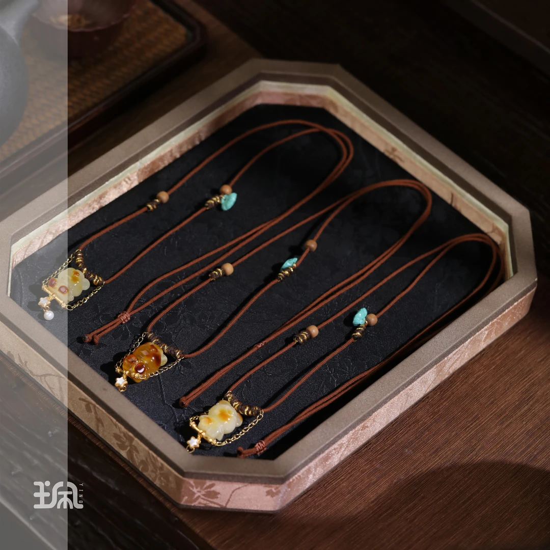 星恋熊|蜜蜡*项链*S925银镀金LYB25020806多样性发其一