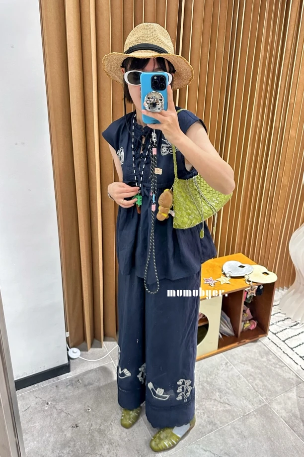 MUMUBYER •“德鲁小镇”复古慵懒感蕾丝花边宽松无袖衬衫直筒裤套装