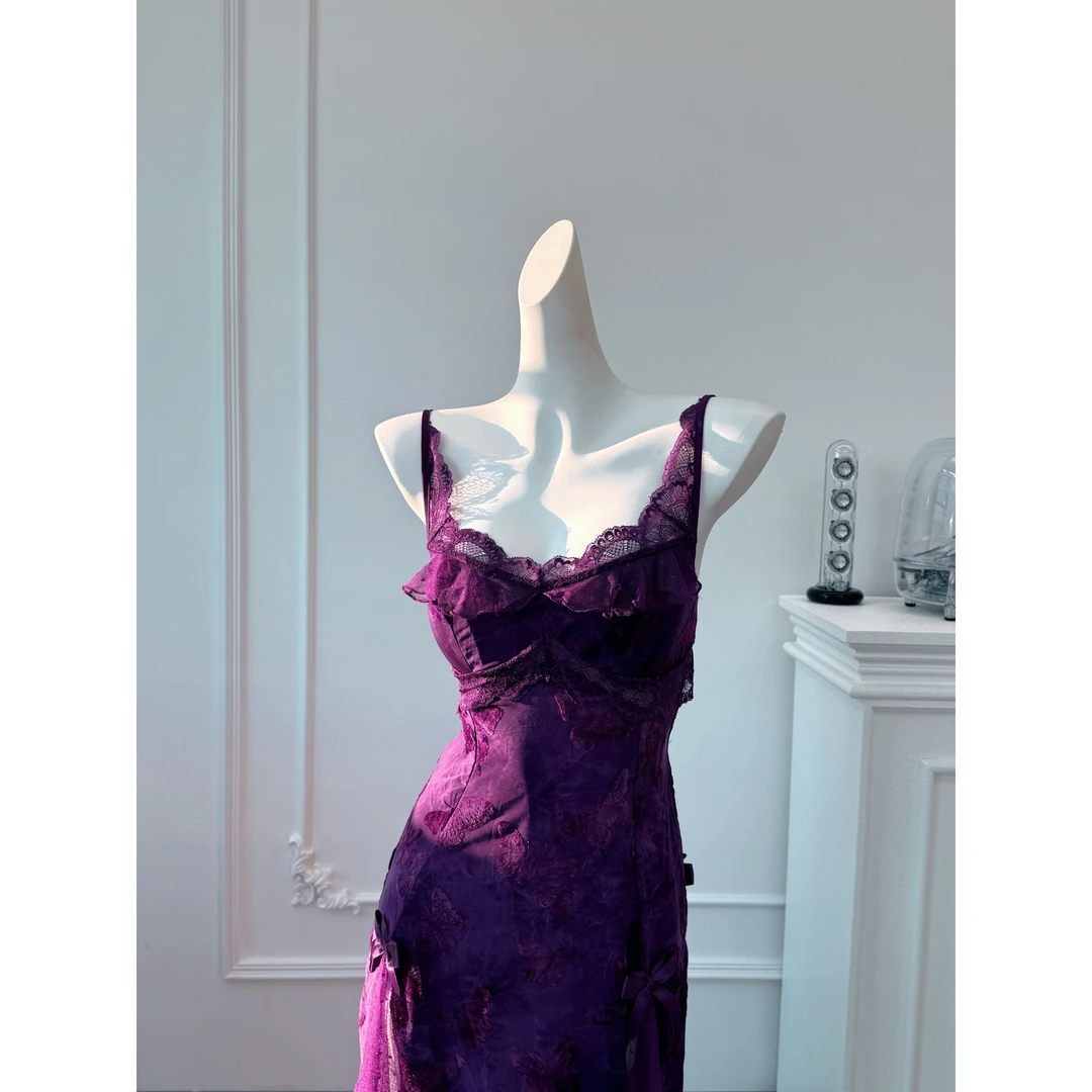 /SMELL衣橱/摇曳生姿·法式性感蕾丝蝴蝶纯欲小胸轻奢紫色显瘦睡裙