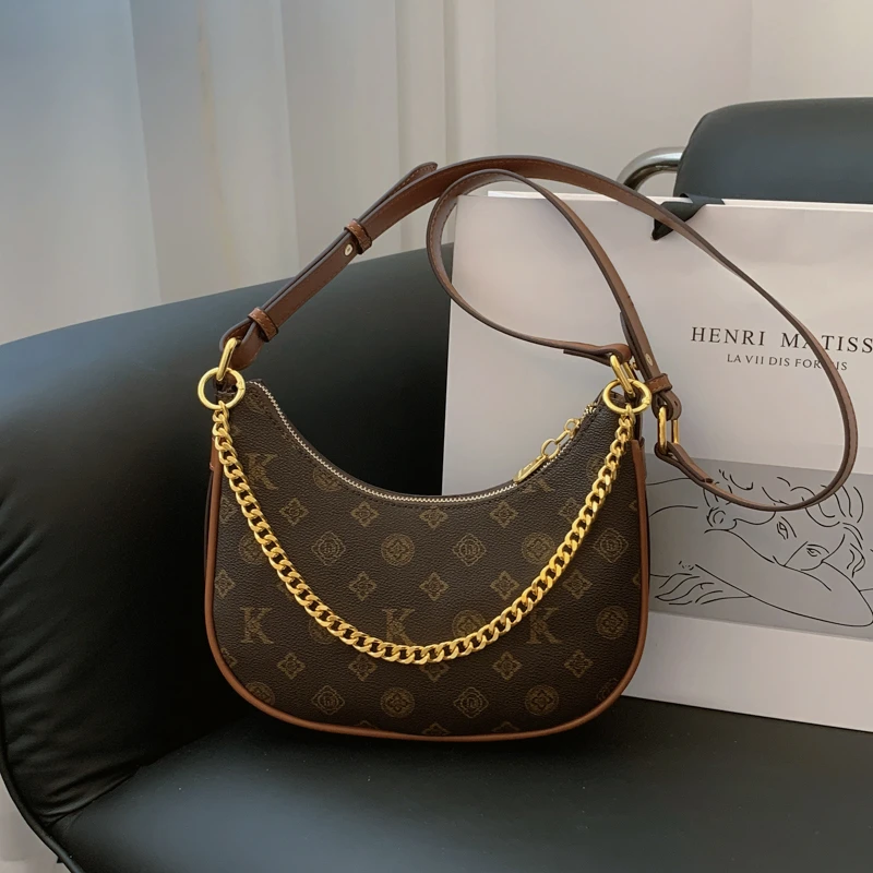 新款月亮包洋气百搭气质单肩包斜挎女包小众经典