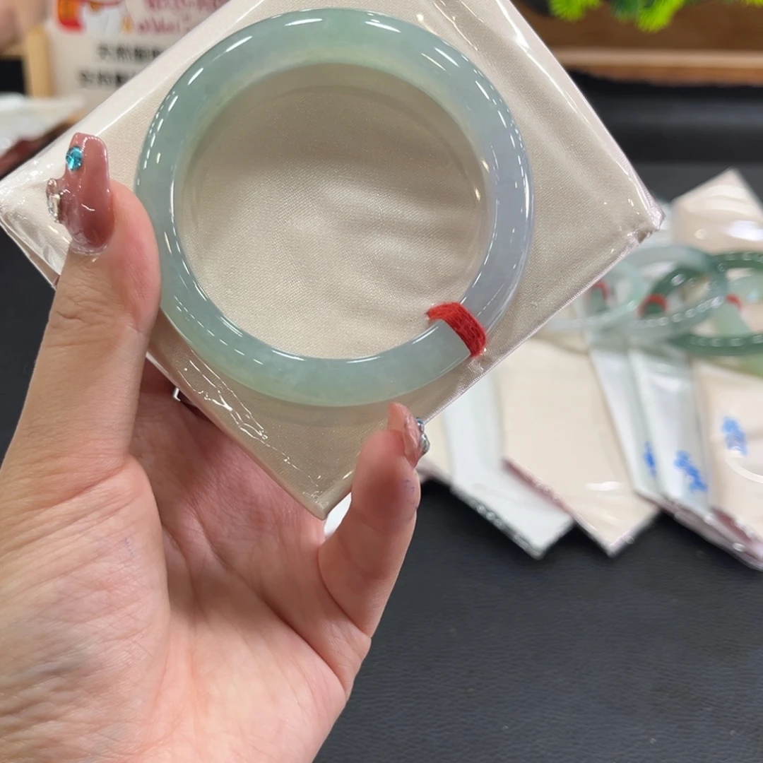 翡翠手镯未镶嵌54正圈 力推力推