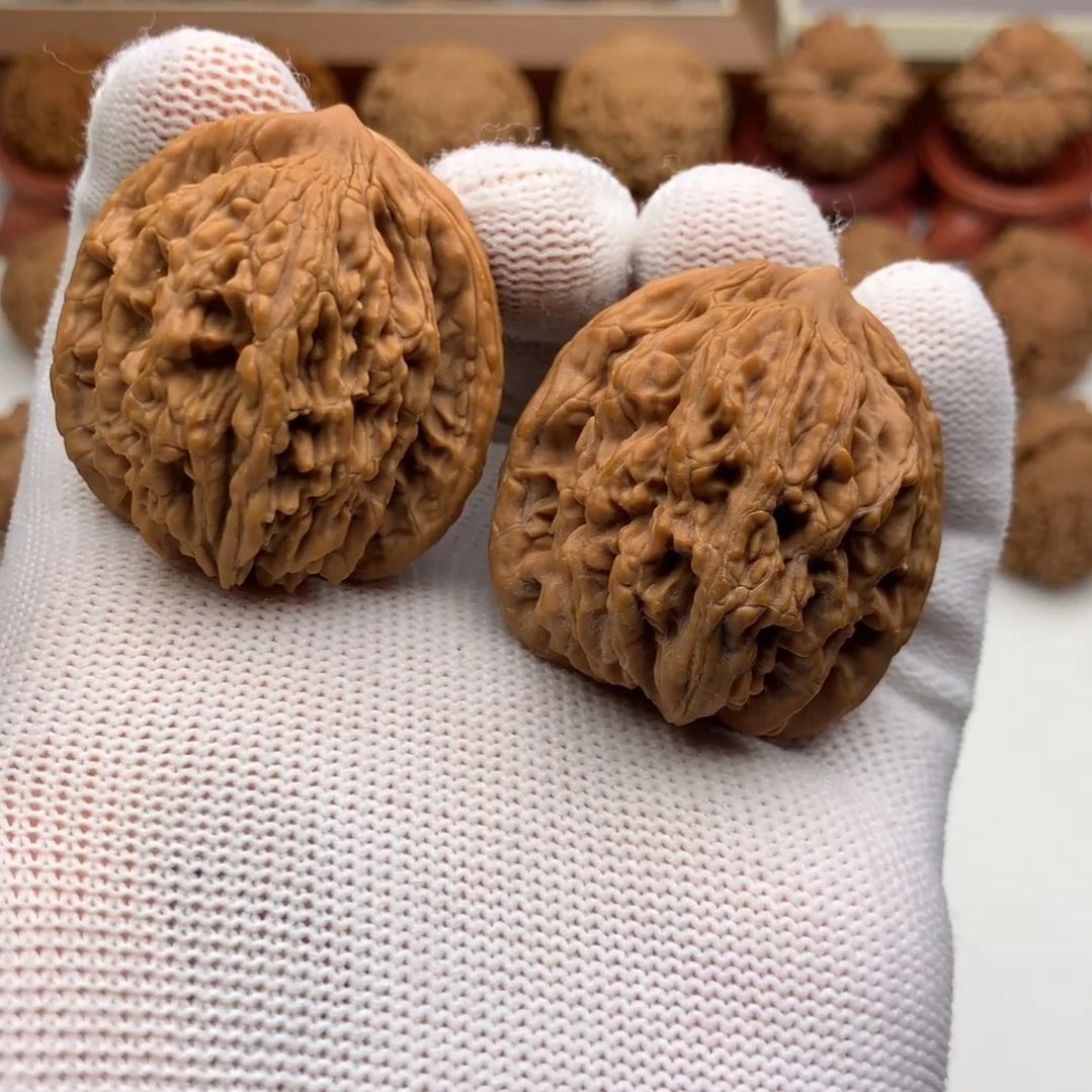 文玩核桃把件虎头39