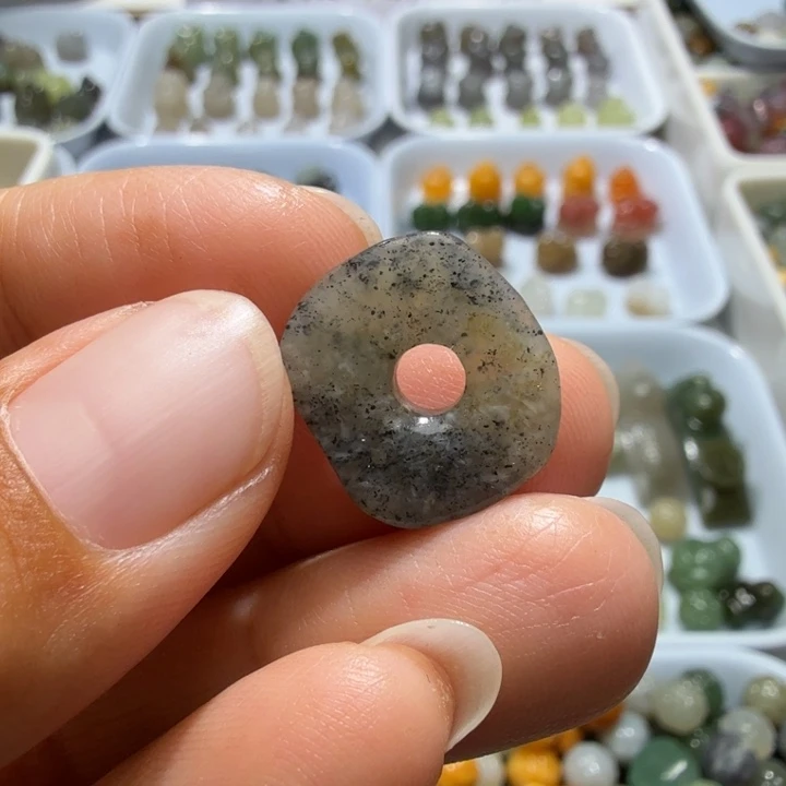 未镶嵌和田玉珠宝半成品