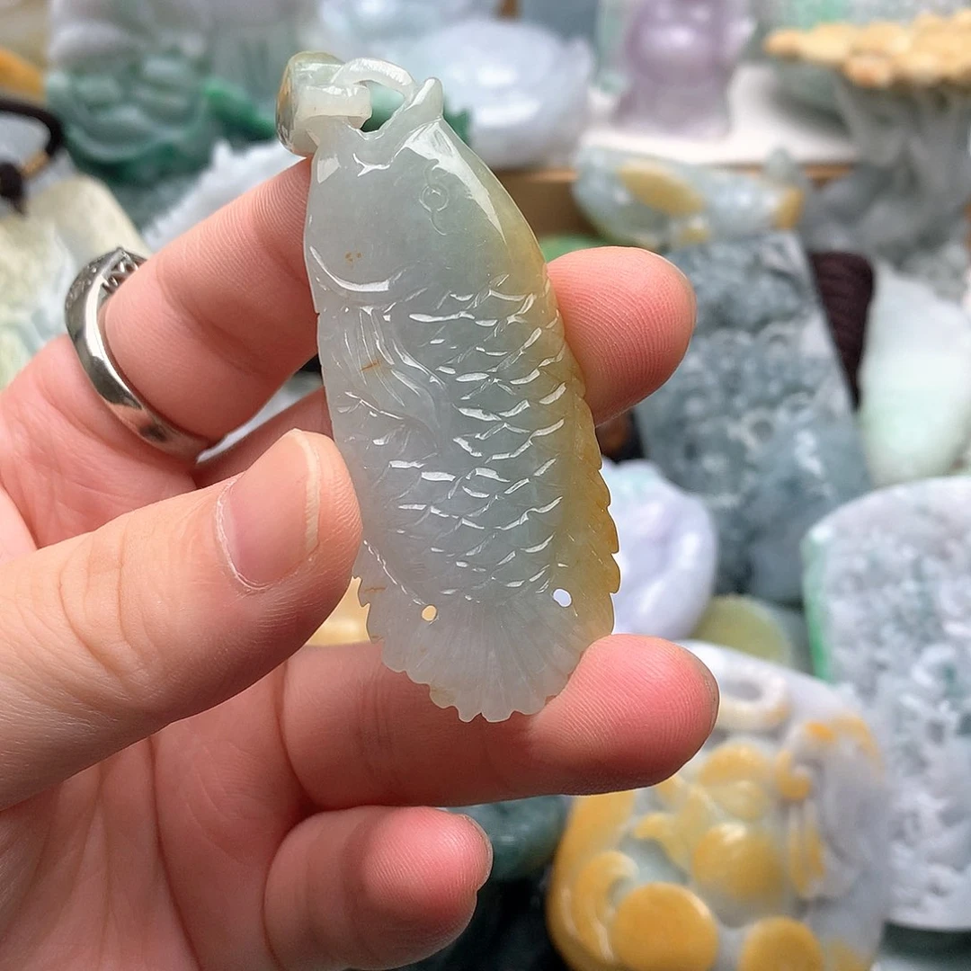 吊坠(不含链)未镶嵌翡翠