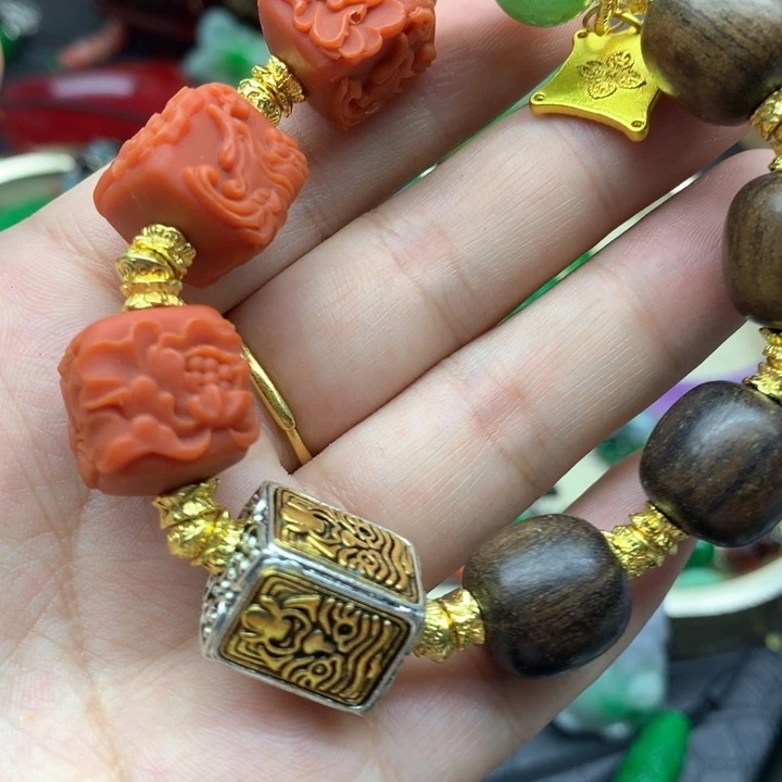 玛瑙/玉髓颈饰合金吊坠