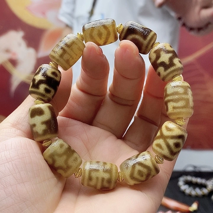 玛瑙/玉髓合金颈饰
