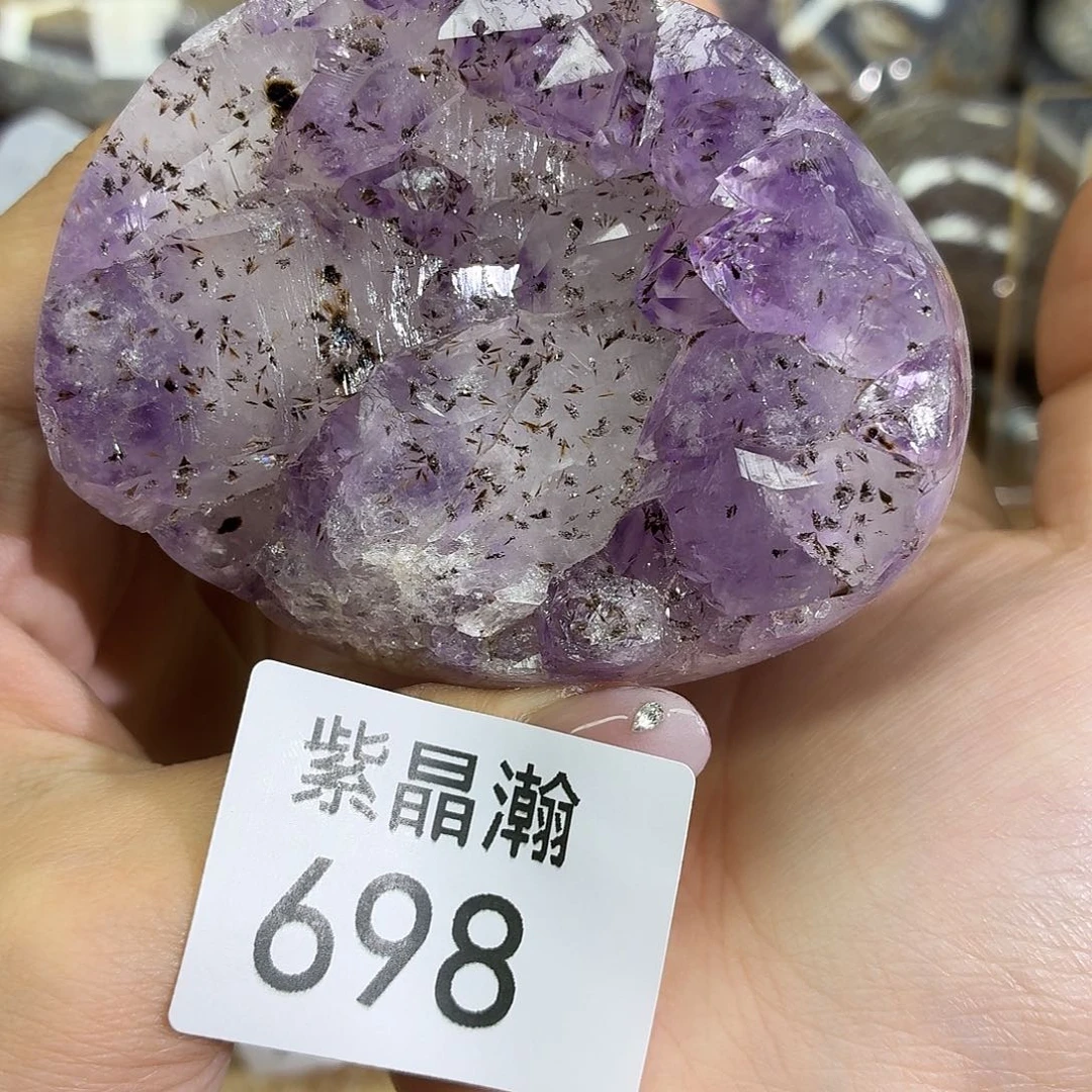 未镶嵌水晶大型摆件（非配饰）