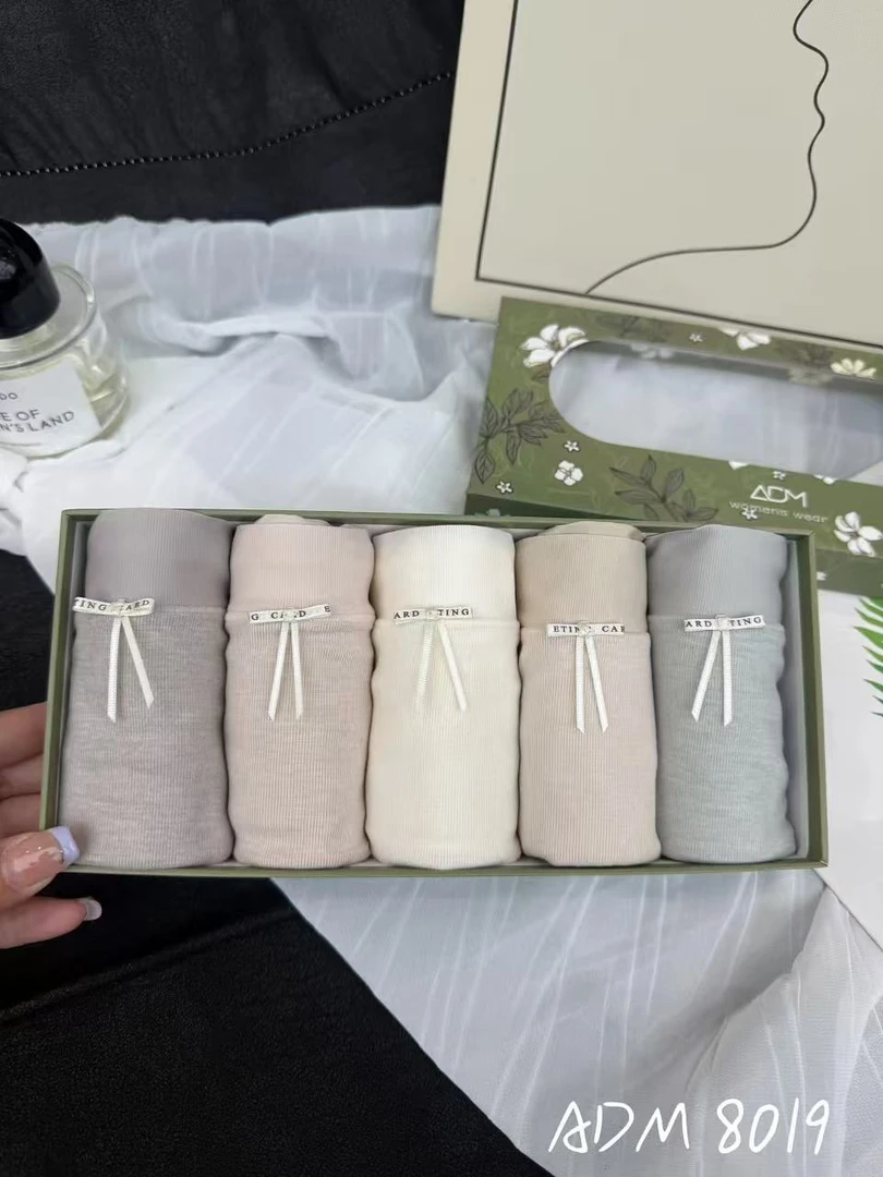 5条收腹透气少女风风女三角内裤高品质时尚无缝简约