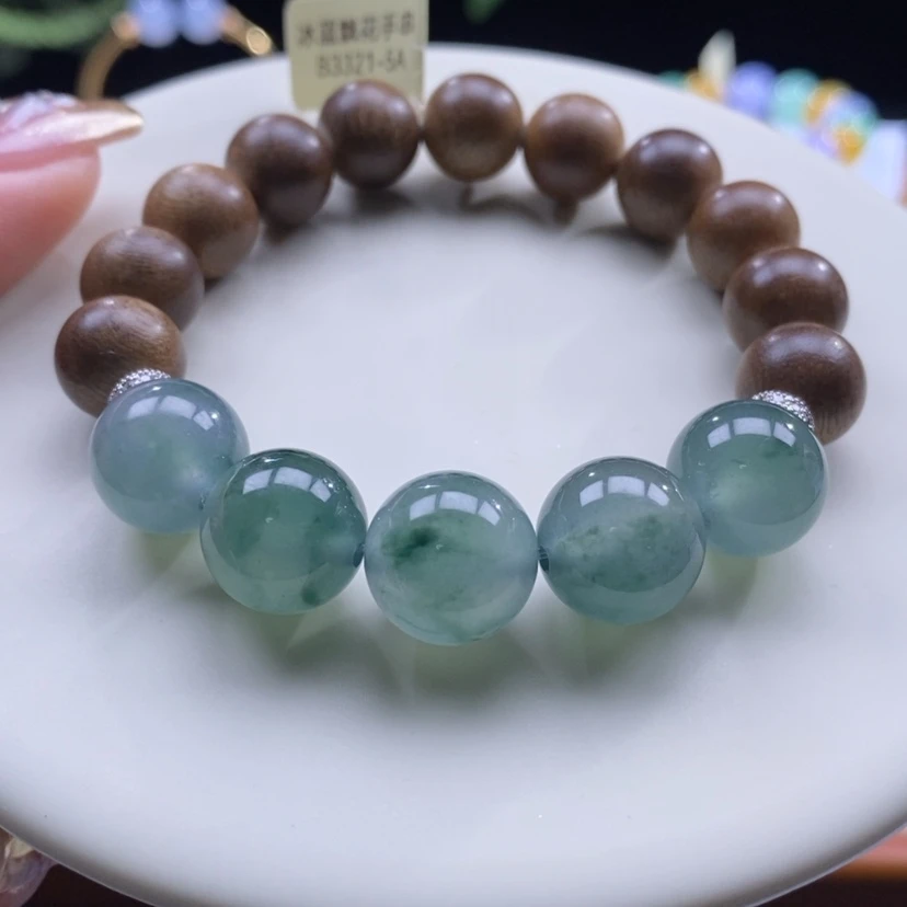 【闪购商品】沉香木手串翡翠冰蓝飘花木带宝手串