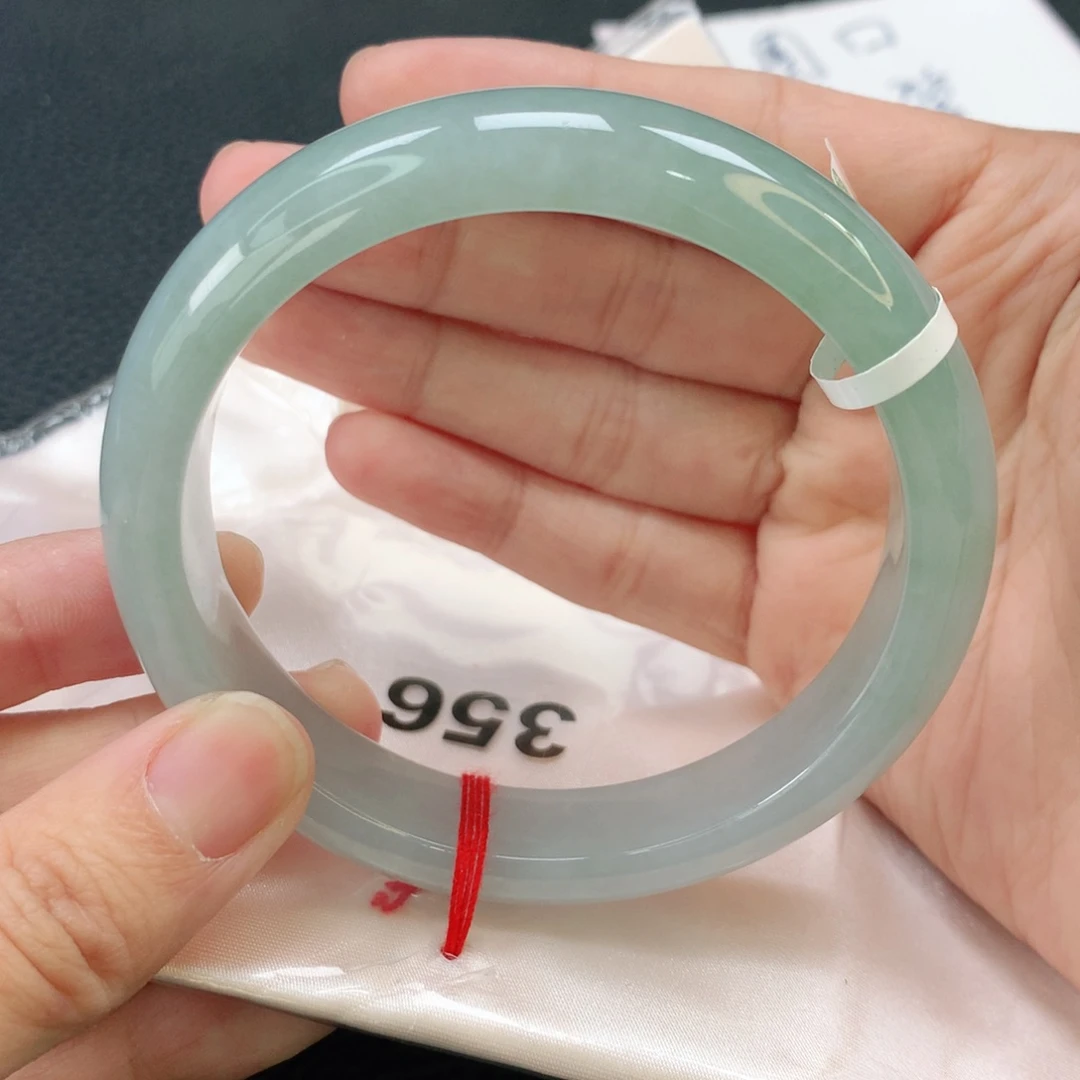 翡翠手镯未镶嵌A***e缅甸62