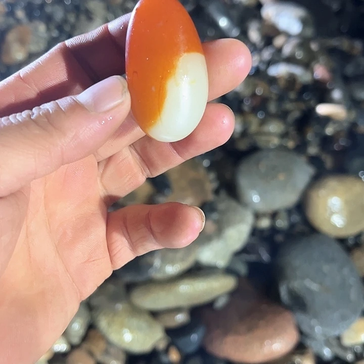 未镶嵌和田玉（糖玉）珠宝奇石