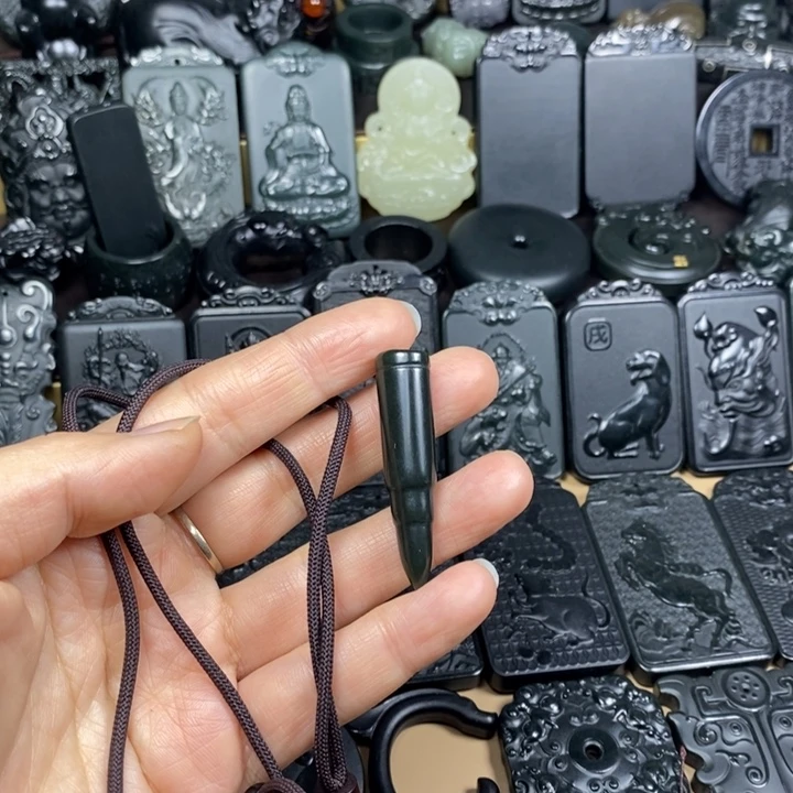 和田玉（青玉）未镶嵌颈饰