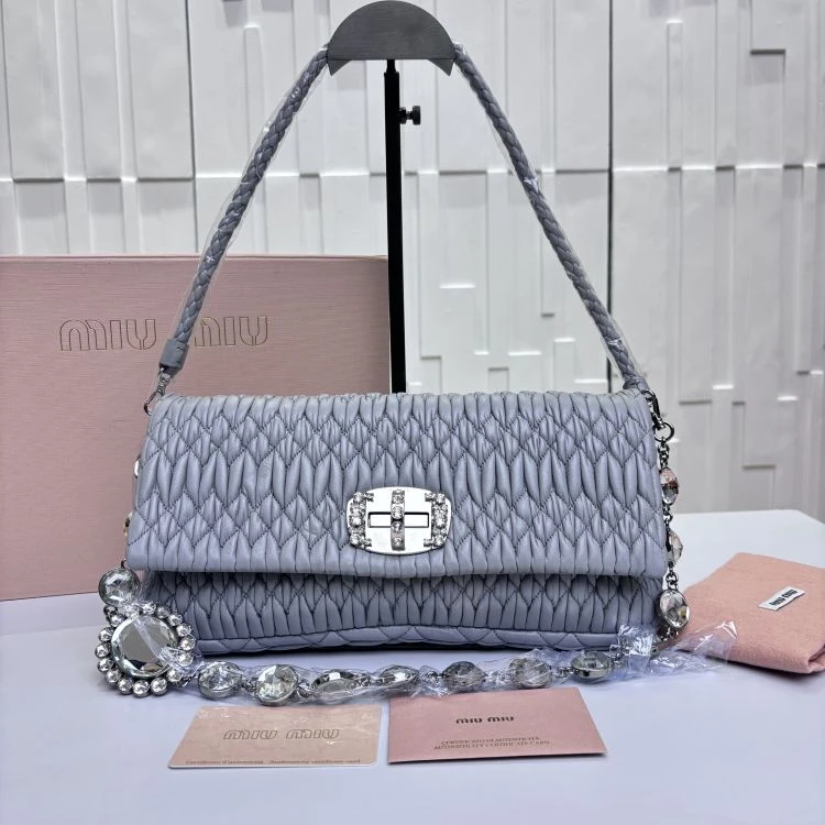 95新/缪缪/C13348378142/[MQR1030B0005]