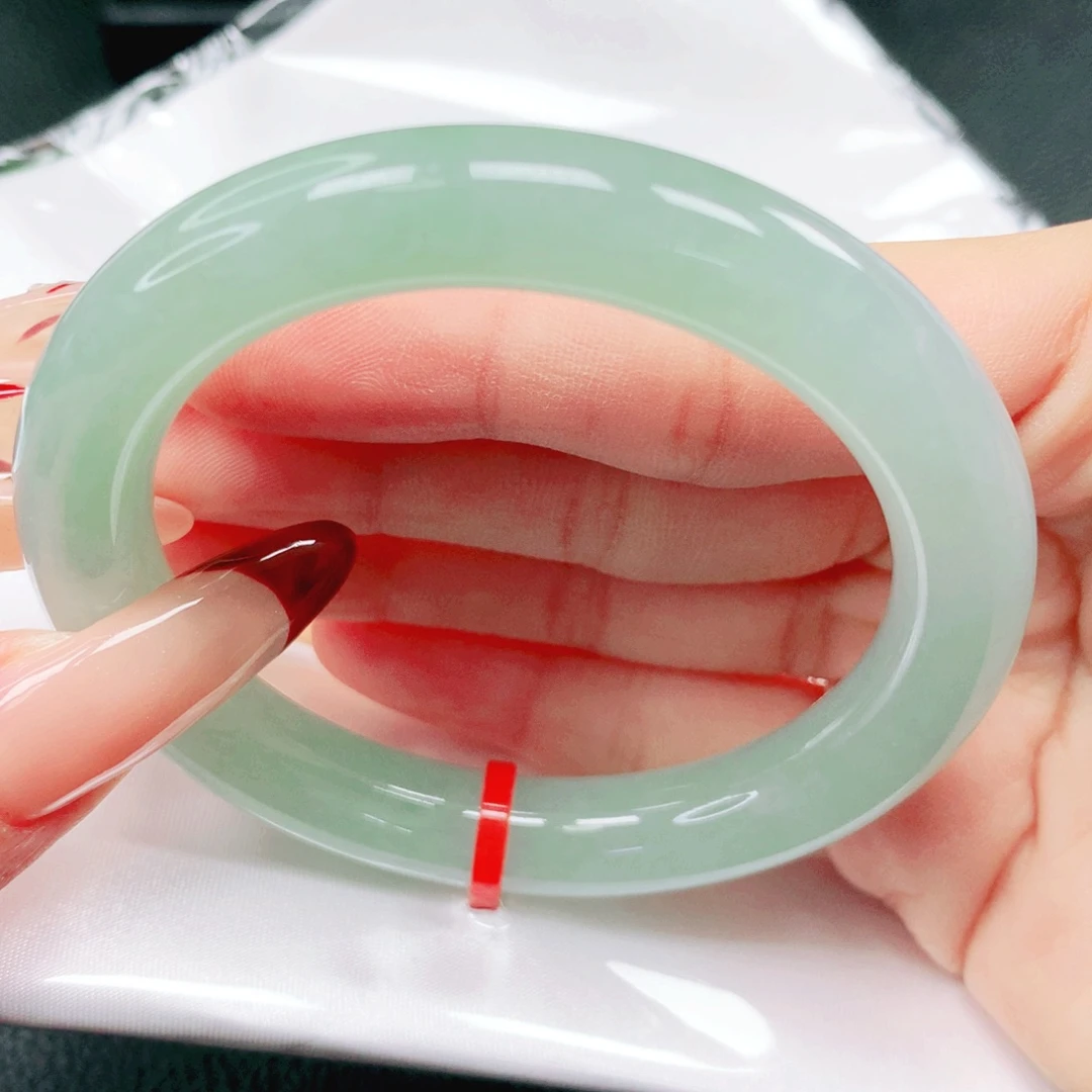 翡翠未镶嵌手镯53