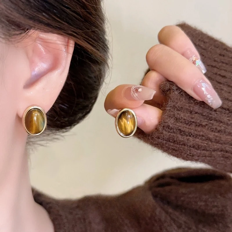 S925银针轻奢耳钉1080