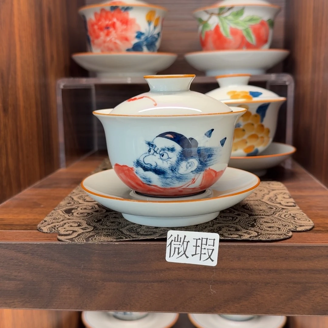 釉下手绘茶具微瑕