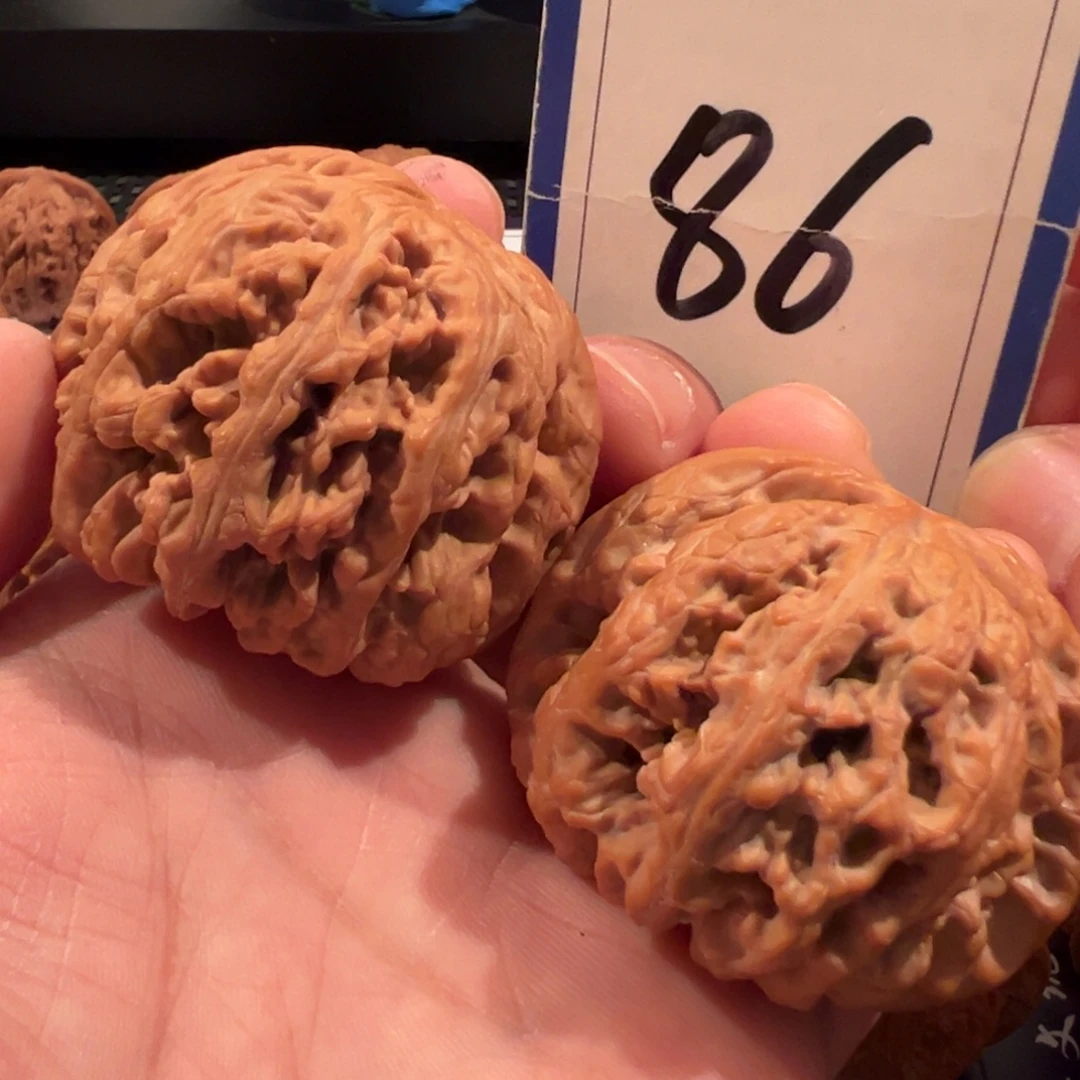 文玩核桃把件全品球筋48+尺寸86号