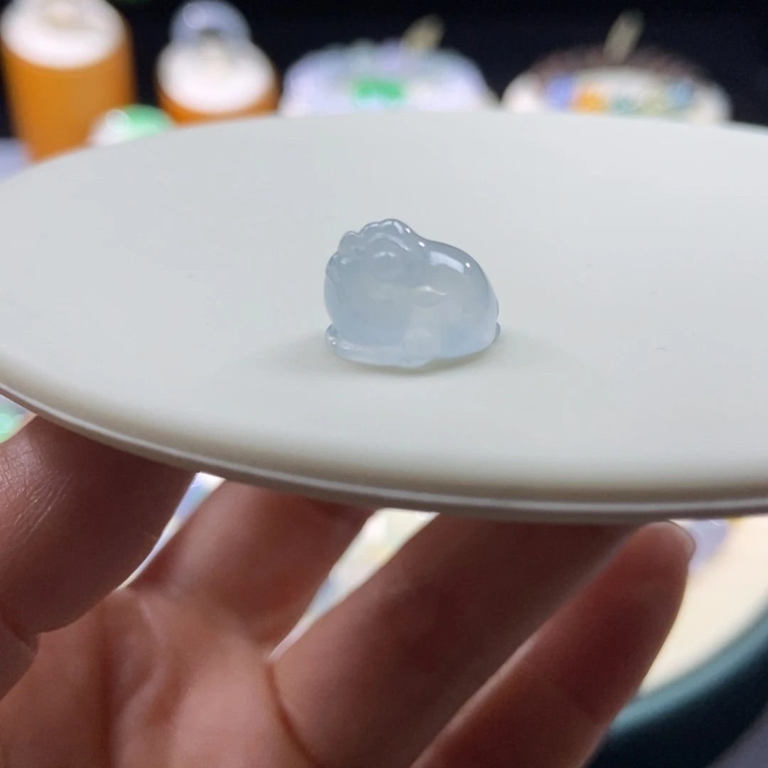 翡翠颈饰未镶嵌冰种金蟾