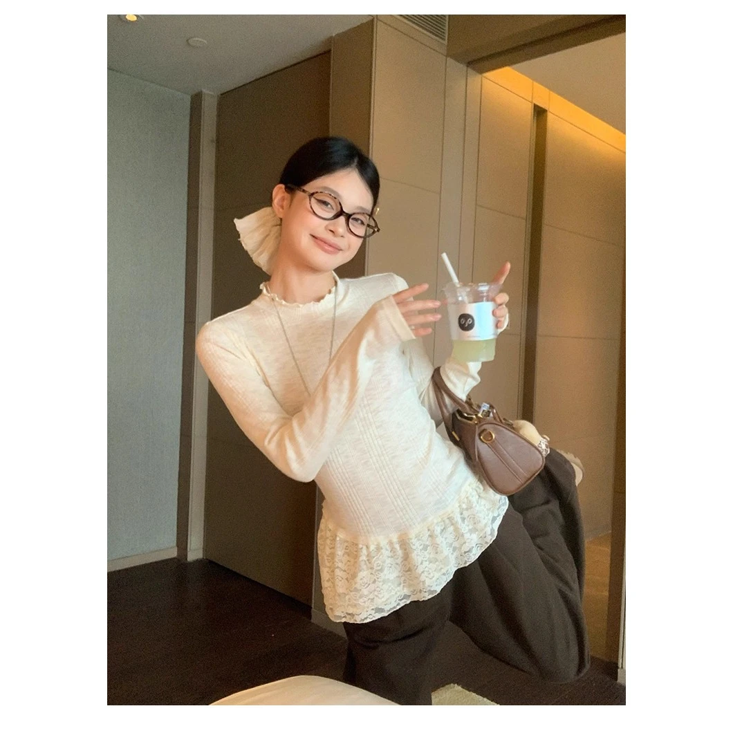 纯欲杏色木耳边内搭打底衫t恤女秋冬2025蕾丝花边修身长袖上衣