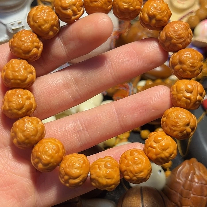 橄榄核手串/手链猴头蝉王