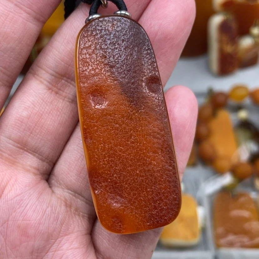 【闪购商品】未镶嵌颈饰琥珀