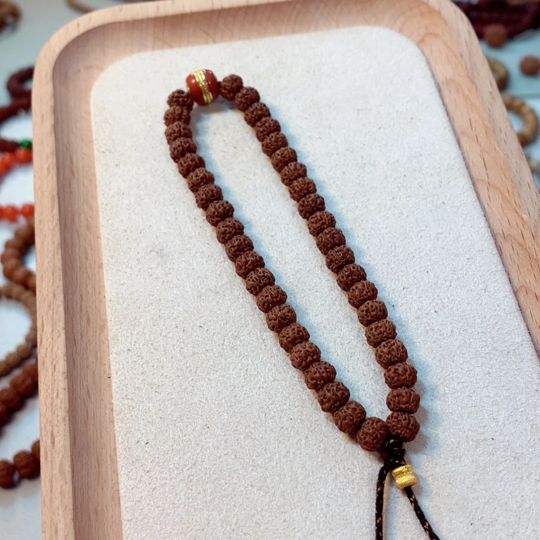 金刚菩提手串7.5mm玉龙梅花头货