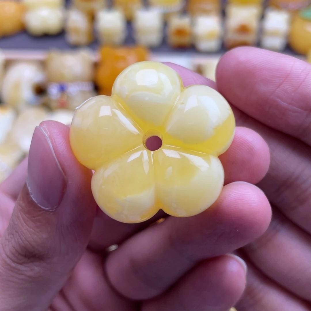 琥珀未镶嵌裸石蜜蜡