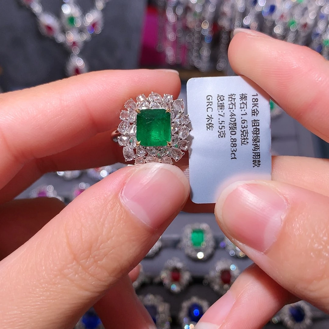 【闪购商品】祖母绿戒指18K金镶嵌