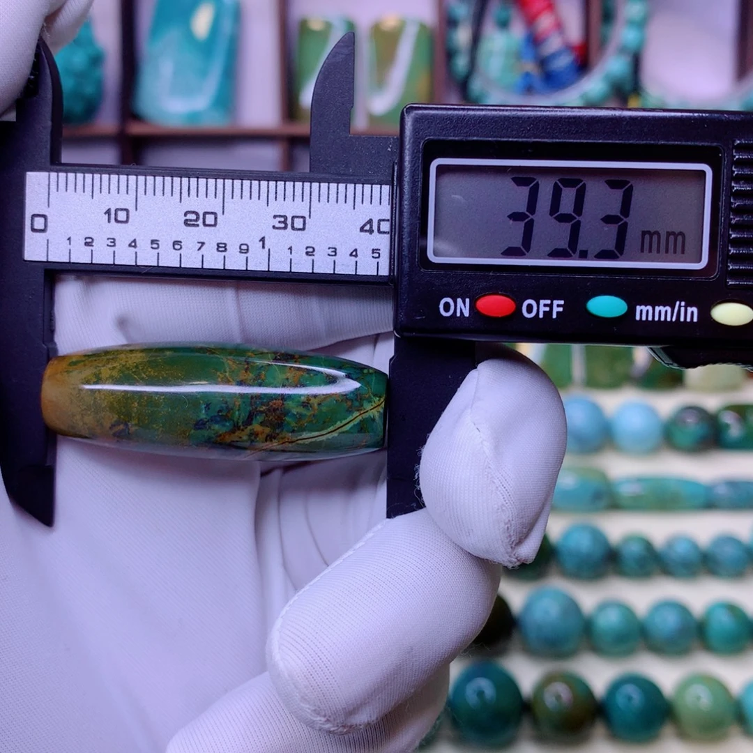 绿松石未镶嵌原矿绿松石