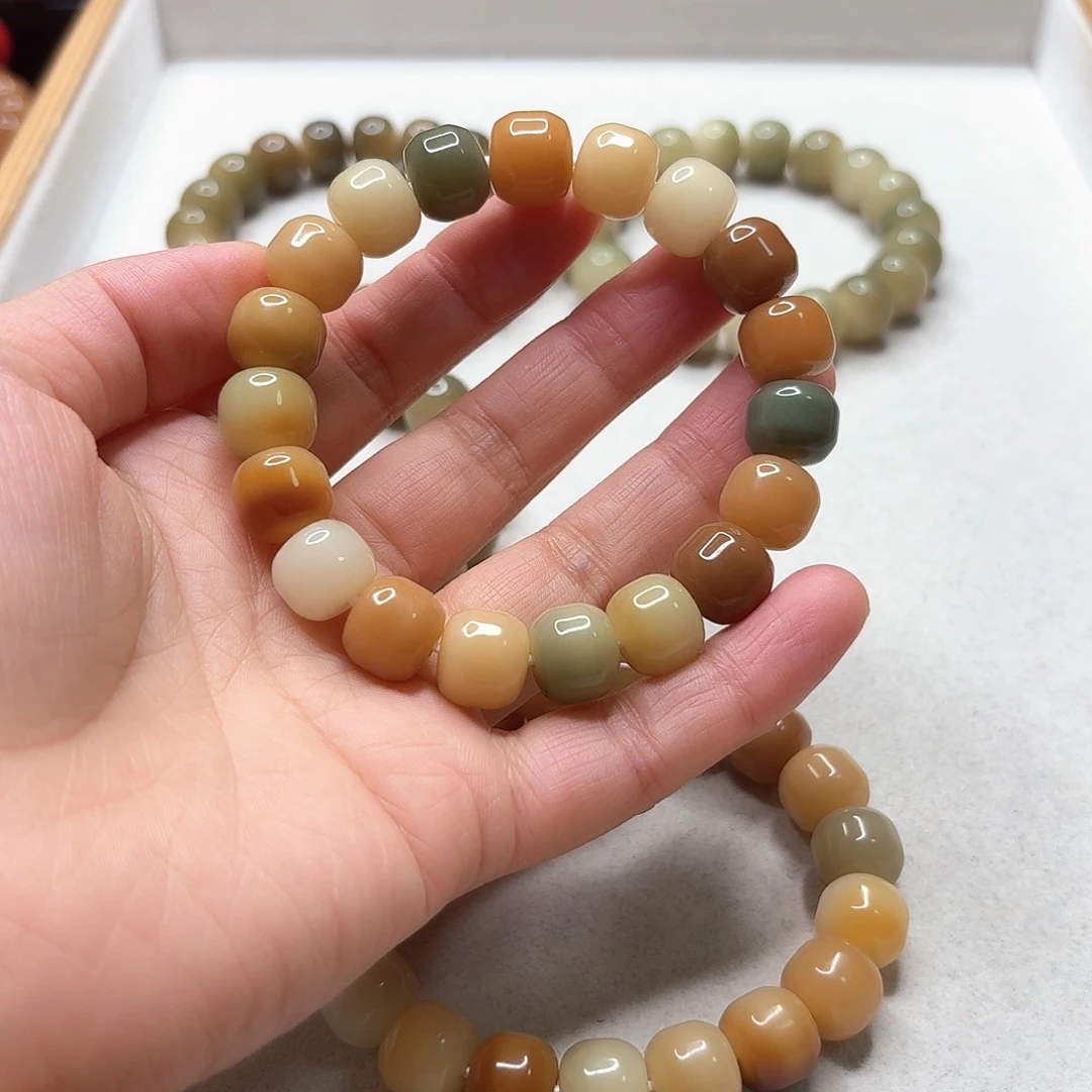 菩提根/象牙果吊坠墨**?