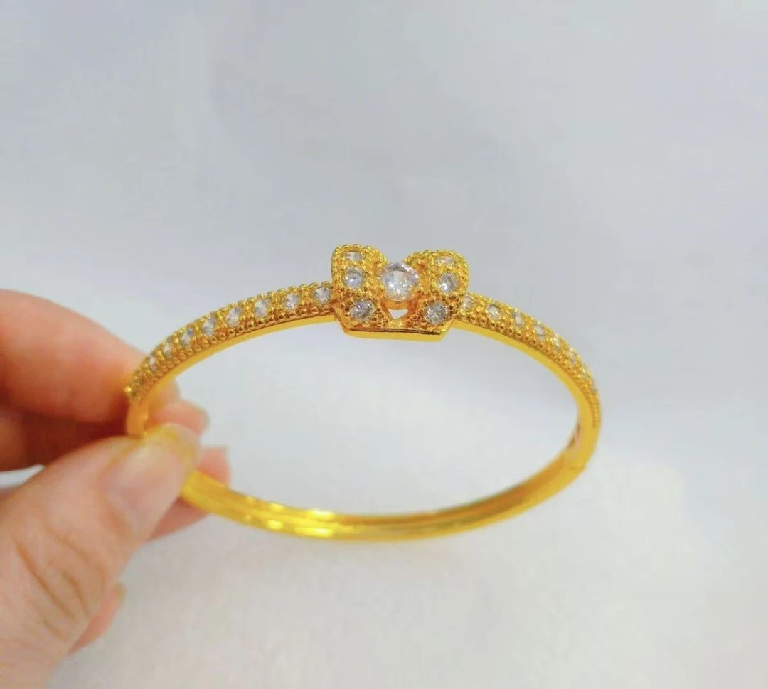 金色UK24-F036金黄色精品镶钻手镯
