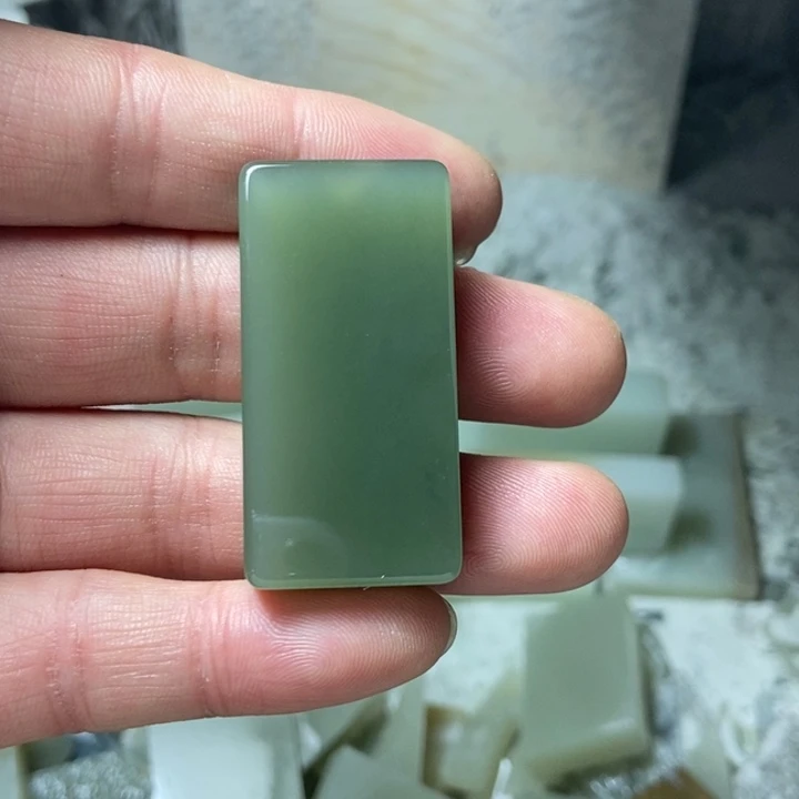 颈饰未镶嵌和田玉梦**回