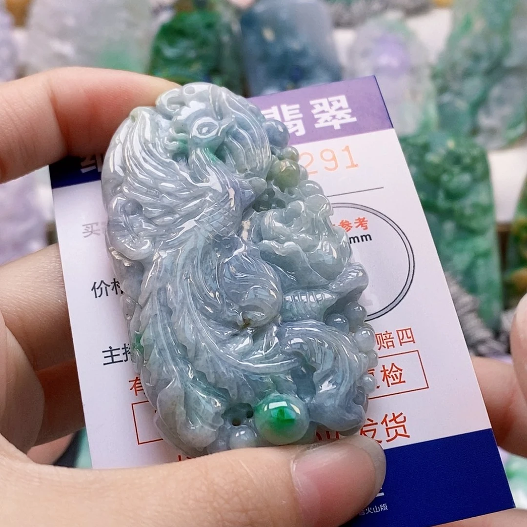 吊坠(不含链)未镶嵌翡翠