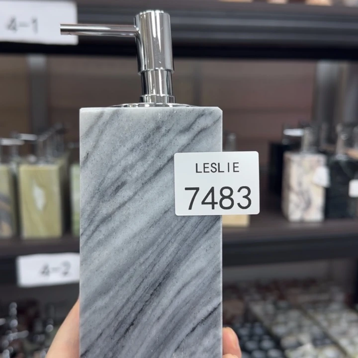 L。 7483。。。。。。。。。福利