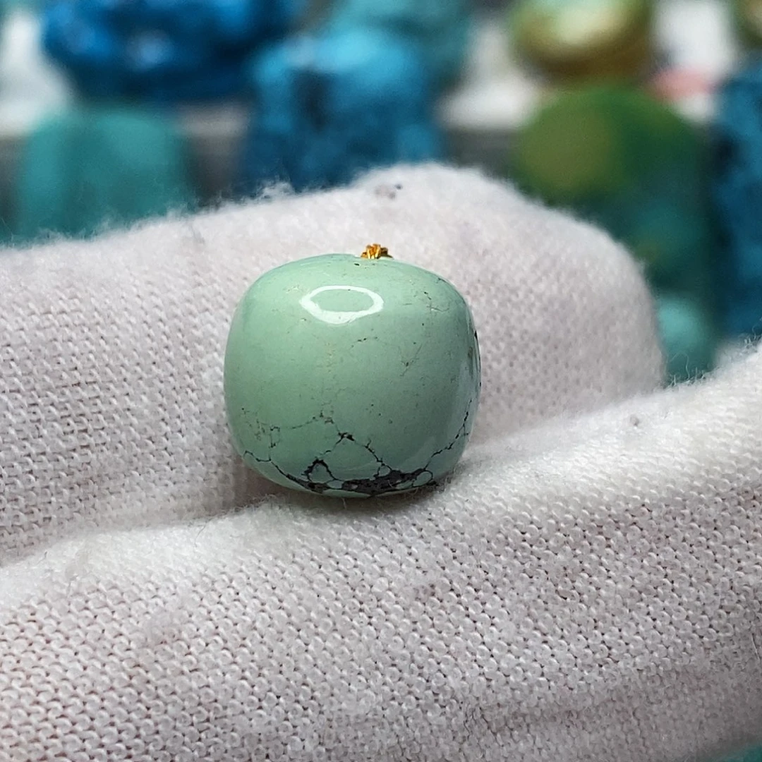 未镶嵌绿松石天然原矿 带武汉地大证书