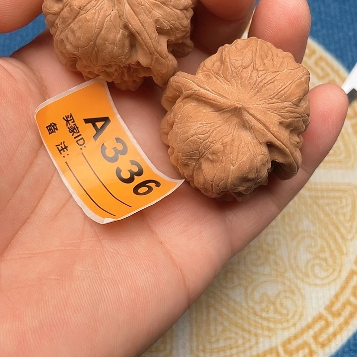 文玩核桃把件核桃