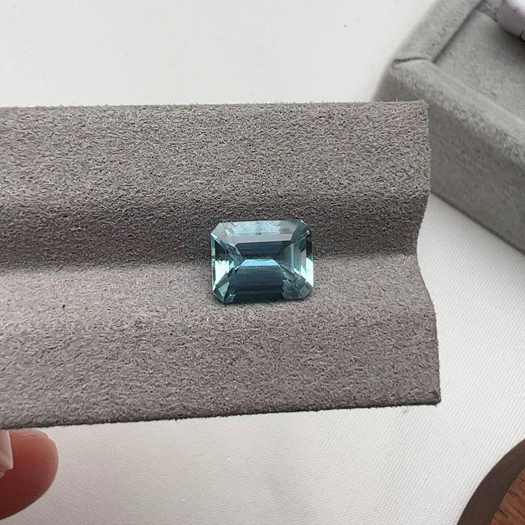 海蓝宝石裸石未镶嵌2.67ct 天然海蓝宝