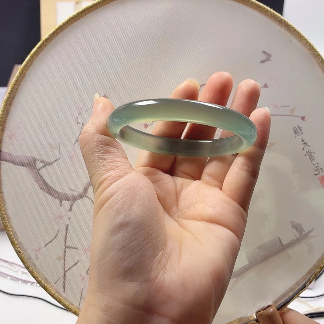 墨****玛瑙/玉髓未镶嵌手镯