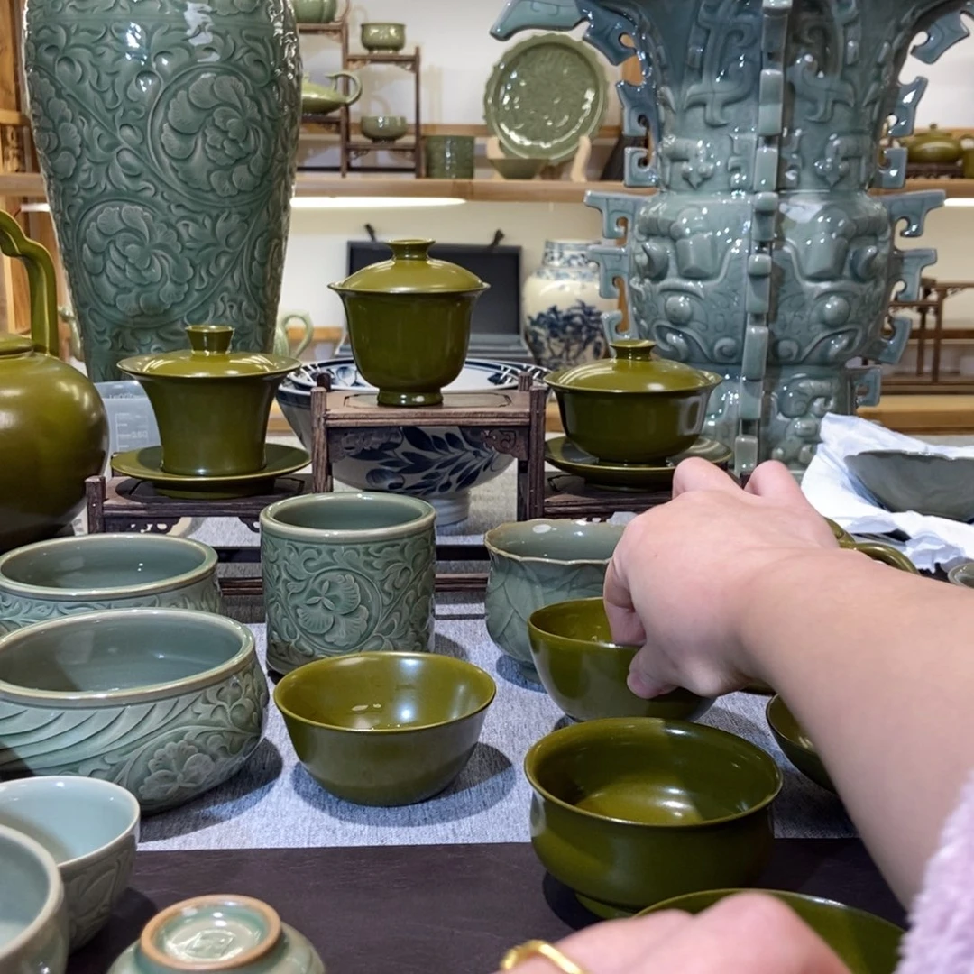 二***涛瓷片茶叶末釉鸡心杯