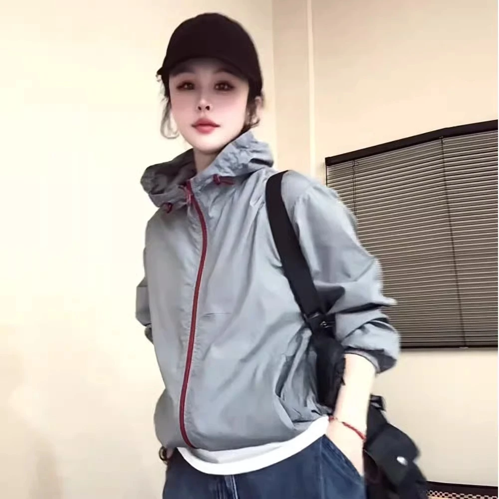 2025春夏抽绳连帽防晒外套宽松休闲ins户外运动轻薄两面穿冲锋衣