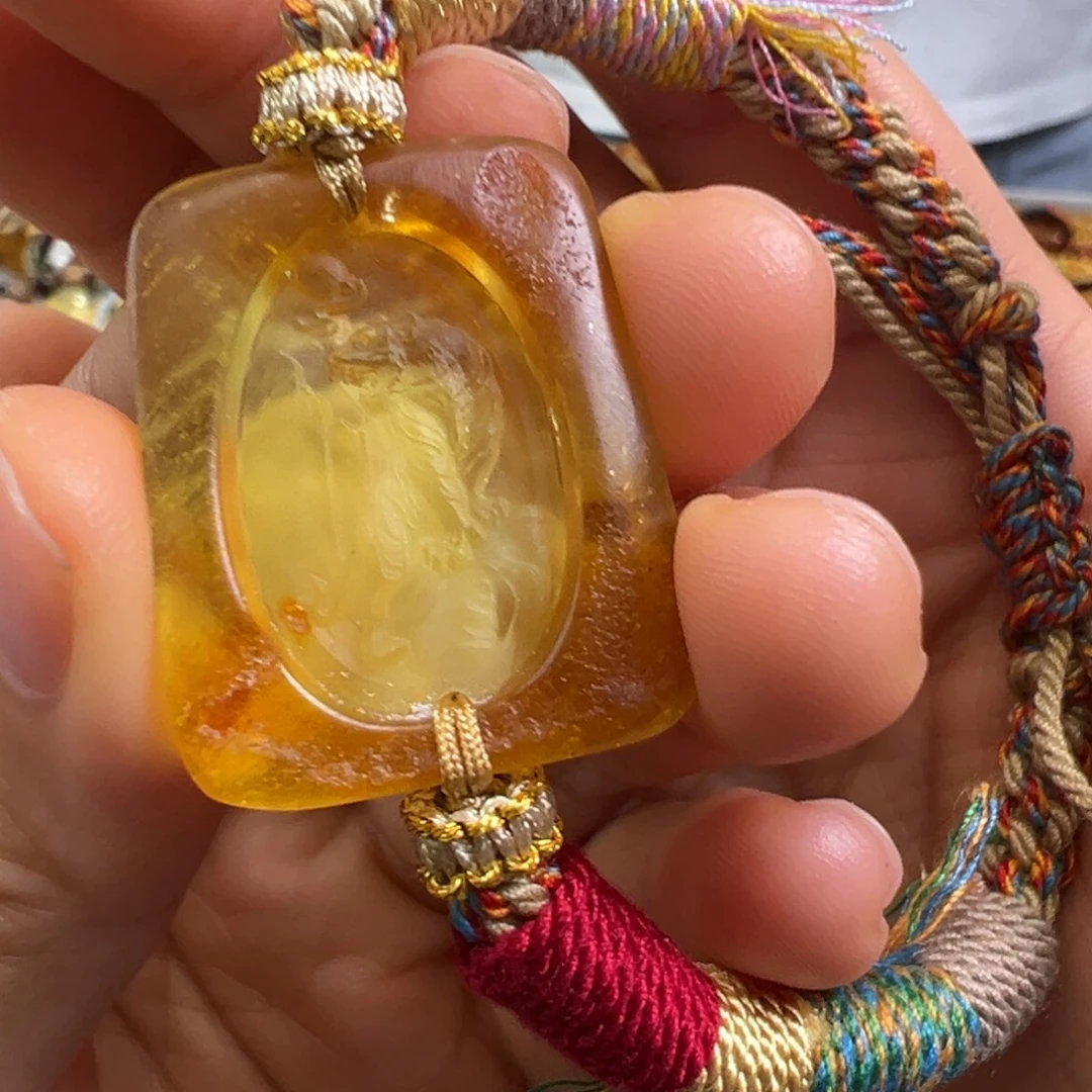 未镶嵌蜜蜡裸石琥珀