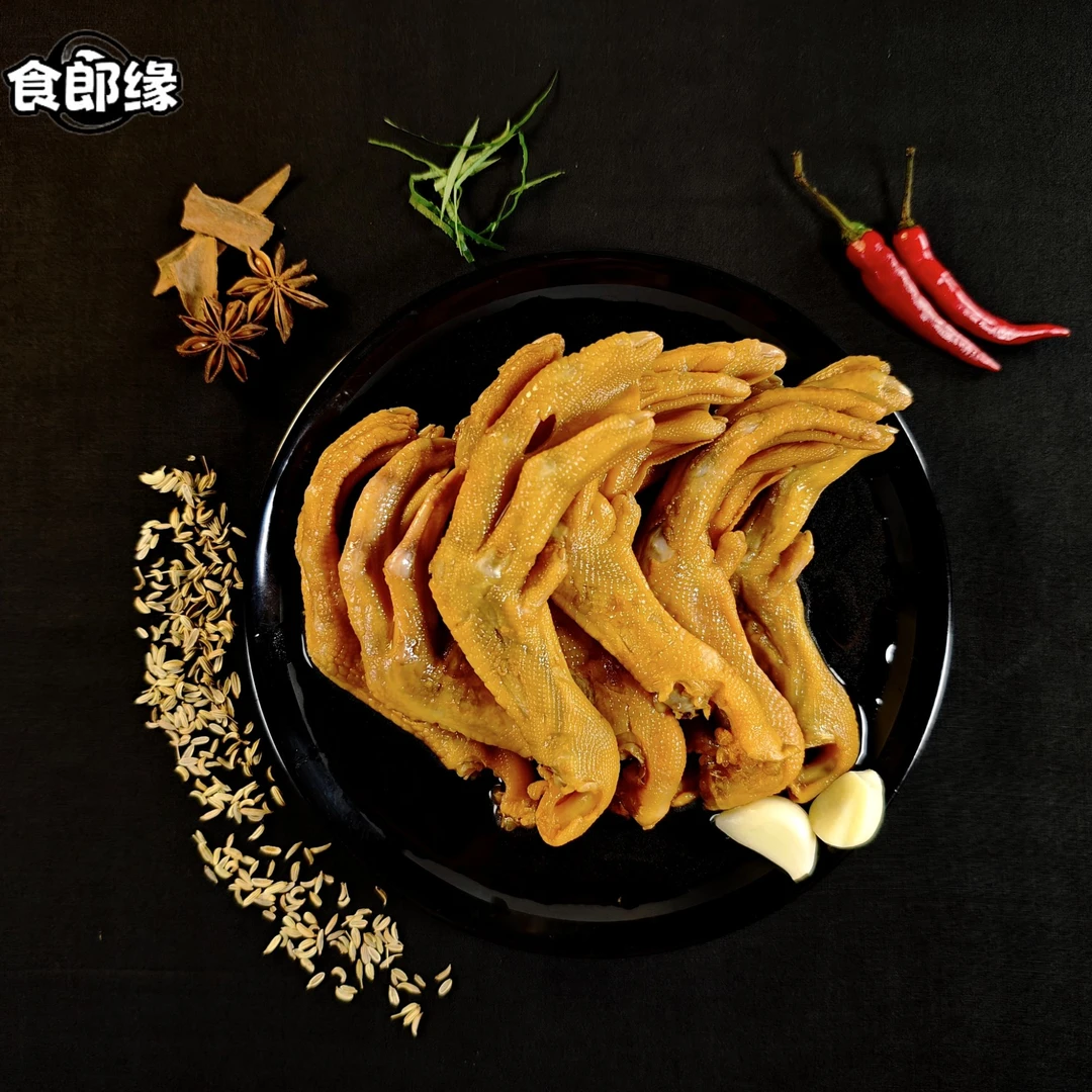 食郎缘香辣鸭掌带汤汁食品零食休闲即食小吃190g一袋